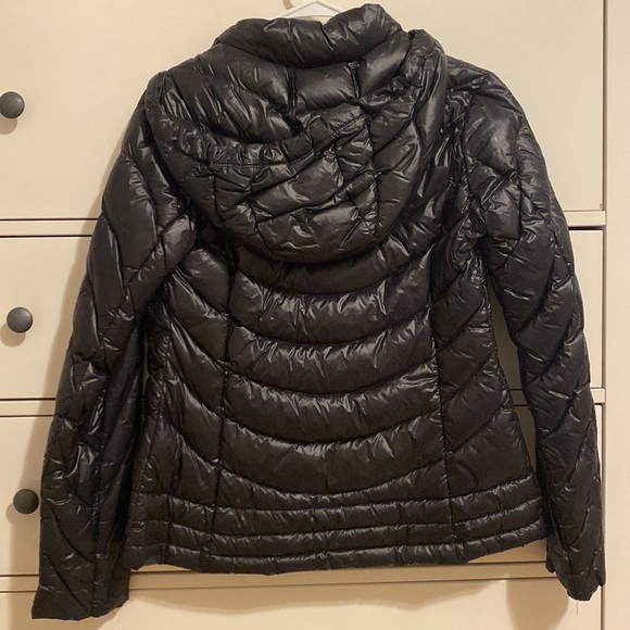 Laundry by Shelli Segal Black Puffer Coat - Picture 2 of 4